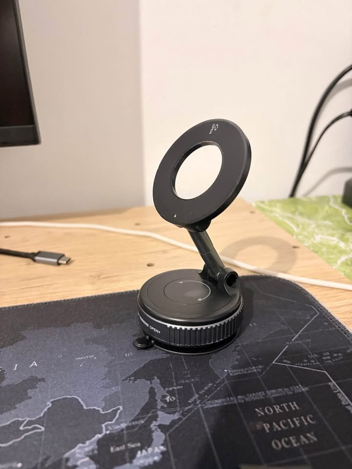 Support Téléphone Ultra-Fort 360° – Technologie d’Aspiration Sous Vide